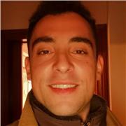 Profesor de Primaria apto para dar clase de cualquier materia a alumnos de entre 6 a 15 años